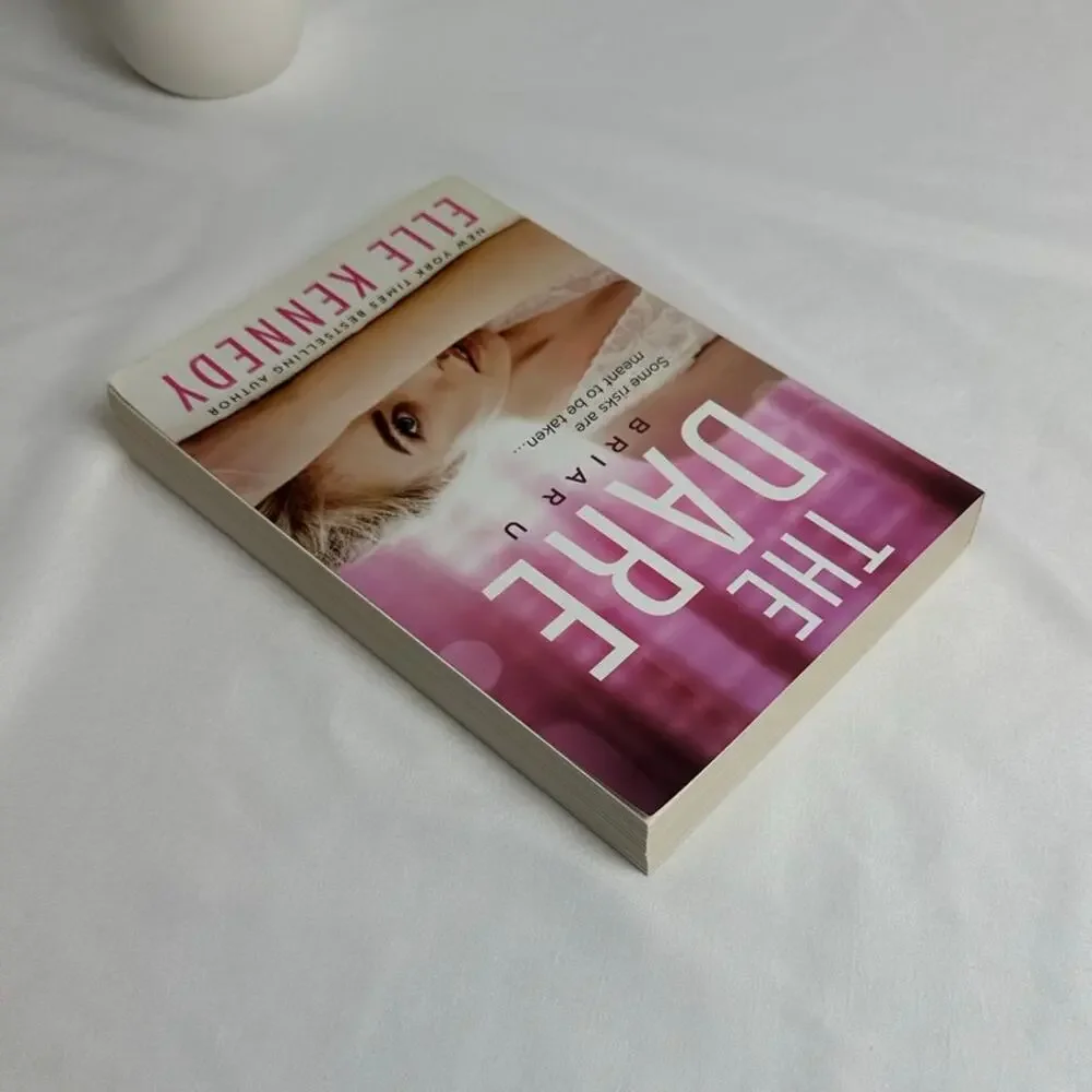 The Dare Elle Kennedy Bloom Books Paperback Briar U #4 Hockey Romance